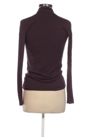 Дамска блуза Sisley, Размер S, Цвят Лилав, Цена 48,00 лв.