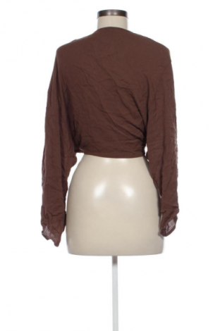Дамска блуза Stradivarius, Размер S, Цвят Кафяв, Цена 34,90 лв.