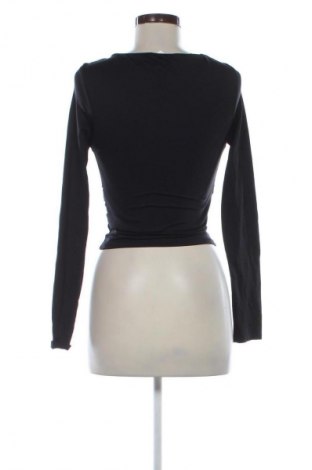 Дамска блуза Stradivarius, Размер M, Цвят Черен, Цена 12,99 лв.