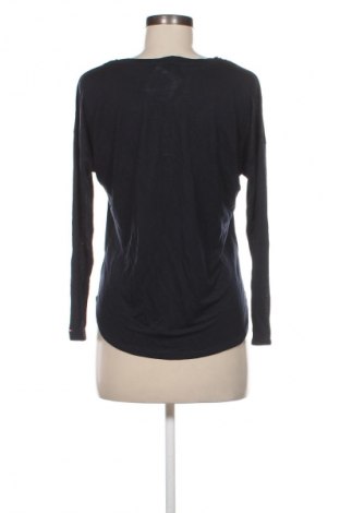 Дамска блуза Tommy Hilfiger, Размер S, Цвят Син, Цена 227,62 лв.