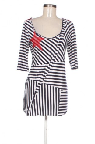 Дамска блуза Unbranded, Размер M, Цвят Многоцветен, Цена 36,10 лв.