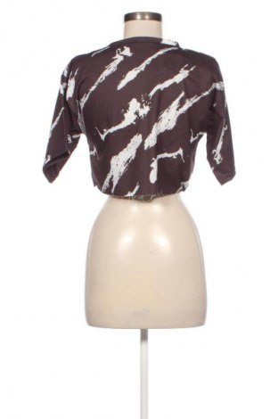 Дамска блуза Unbranded, Размер S, Цвят Многоцветен, Цена 16,99 лв.