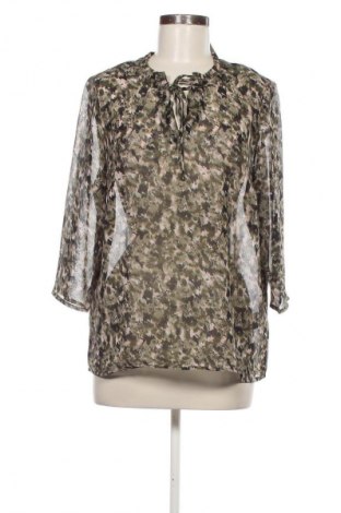 Дамска блуза Unbranded, Размер L, Цвят Многоцветен, Цена 10,99 лв.