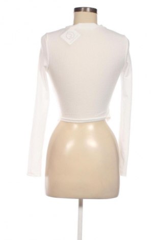 Дамска блуза Unbranded, Размер XS, Цвят Бял, Цена 19,00 лв.