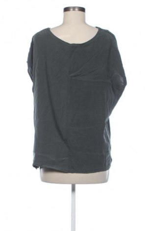 Дамска блуза Unbranded, Размер M, Цвят Зелен, Цена 19,14 лв.