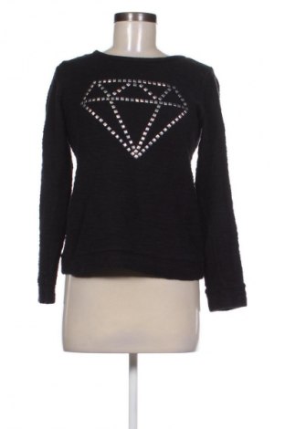 Дамска блуза Chillin, Размер M, Цвят Черен, Цена 39,15 лв.