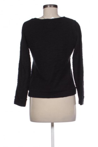 Дамска блуза Chillin, Размер M, Цвят Черен, Цена 39,15 лв.