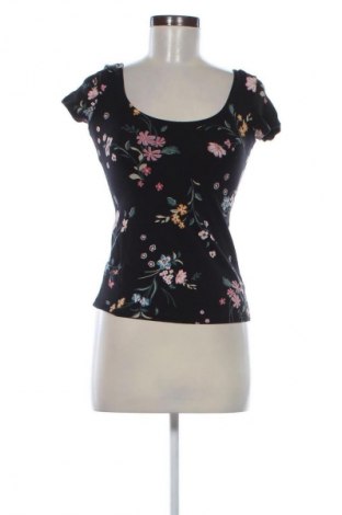 Дамска блуза Unbranded, Размер XS, Цвят Многоцветен, Цена 15,99 лв.