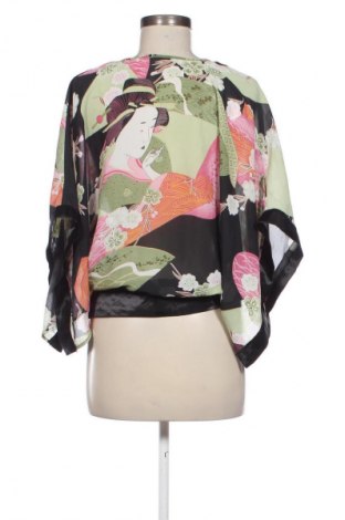Дамска блуза Unbranded, Размер M, Цвят Многоцветен, Цена 36,10 лв.