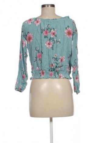 Дамска блуза Unbranded, Размер S, Цвят Многоцветен, Цена 13,99 лв.