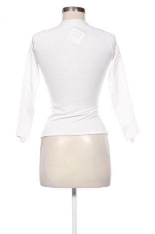 Дамска блуза Unbranded, Размер S, Цвят Бял, Цена 42,75 лв.