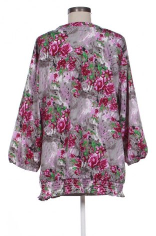 Дамска блуза Unbranded, Размер XXL, Цвят Многоцветен, Цена 14,99 лв.