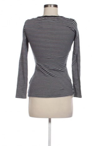 Γυναικεία μπλούζα United Colors Of Benetton, Μέγεθος XS, Χρώμα Πολύχρωμο, Τιμή 10,99 €