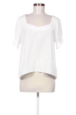 Dámská halenka VILA, Velikost M, Barva Bílá, Cena  215,00 Kč