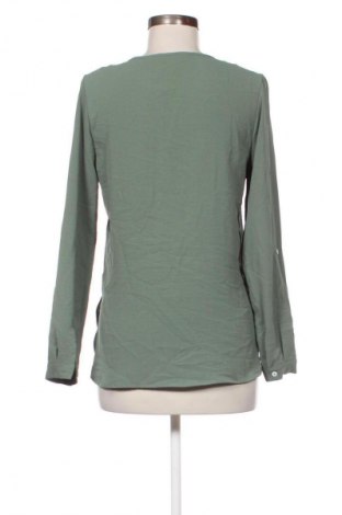 Дамска блуза Vero Moda, Размер XS, Цвят Зелен, Цена 9,99 лв.
