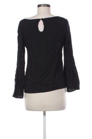 Dámská halenka Vero Moda, Velikost S, Barva Černá, Cena  59,00 Kč