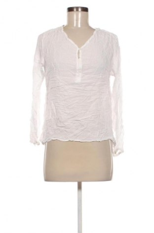 Női blúz Yessica, Méret S, Szín Fehér, Ár 2 519 Ft