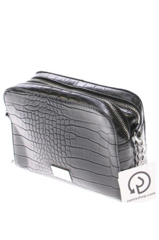 Damentasche Bershka, Farbe Schwarz, Preis 9,72 €