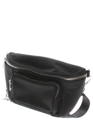 Női táska Bershka, Szín Fekete, Ár 2 669 Ft