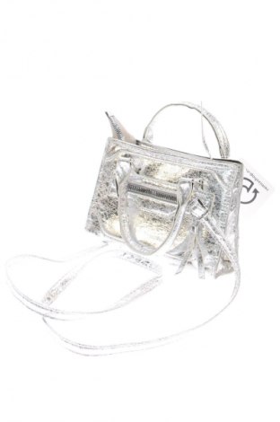 Дамска чанта Unbranded, Цвят Сребрист, Цена 19,14 лв.