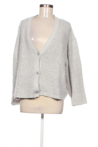 Дамска жилетка Bershka, Размер L, Цвят Сив, Цена 29,33 лв.