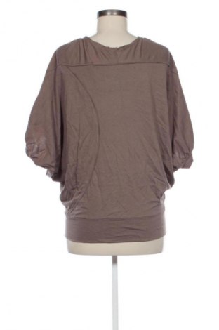 Дамска жилетка Pink Woman, Размер S, Цвят Кафяв, Цена 29,33 лв.