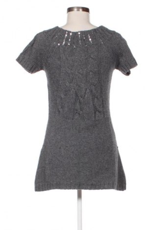 Дамска жилетка Unbranded, Размер S, Цвят Сив, Цена 29,00 лв.