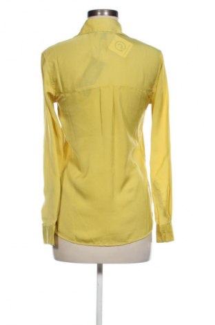 Дамска риза Amisu, Размер XS, Цвят Жълт, Цена 25,99 лв.
