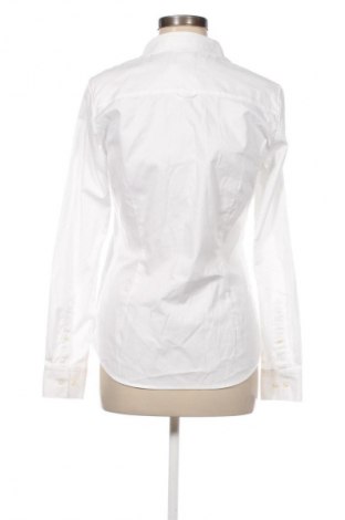 Дамска риза Gant, Размер M, Цвят Бял, Цена 82,11 лв.