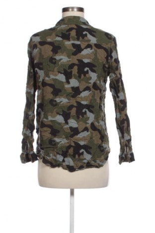 Γυναικείο πουκάμισο H&M Divided, Μέγεθος M, Χρώμα Πολύχρωμο, Τιμή 3,99 €