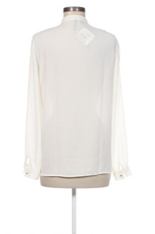 Дамска риза Mango, Размер M, Цвят Бял, Цена 18,99 лв.