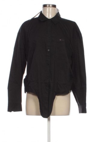 Дамска риза Tommy Jeans, Размер XL, Цвят Черен, Цена 157,99 лв.