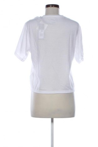 Дамска тениска Adidas, Размер M, Цвят Бял, Цена 50,99 лв.