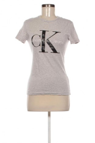 Dámske tričko Calvin Klein Jeans, Veľkosť XS, Farba Sivá, Cena  17,36 €