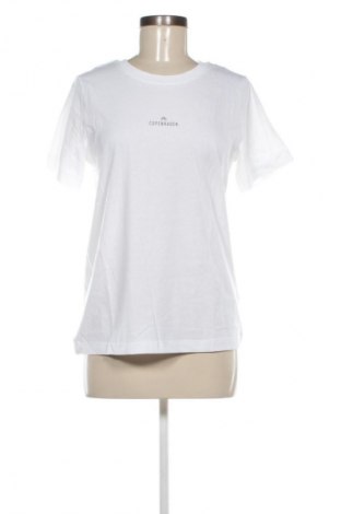 Дамска тениска Copenhagen Luxe, Размер S, Цвят Бял, Цена 33,99 лв.