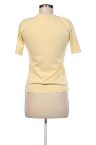 Дамска тениска Maison Scotch, Размер XS, Цвят Жълт, Цена 48,19 лв.