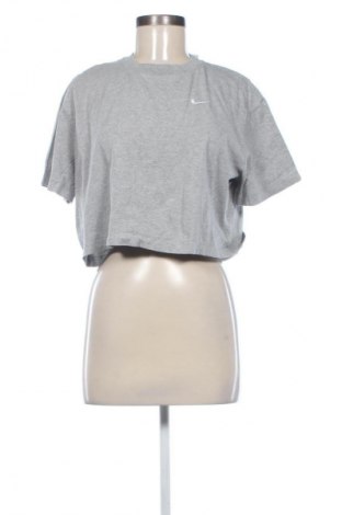 Női póló Nike, Méret M, Szín Szürke, Ár 3 719 Ft