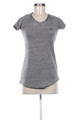 Női póló Nike, Méret L, Szín Szürke, Ár 3 669 Ft