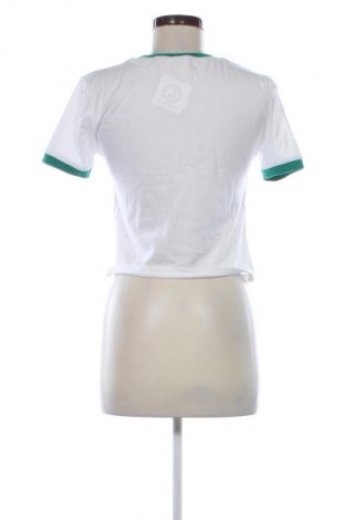 Γυναικείο t-shirt Pull&Bear, Μέγεθος M, Χρώμα Λευκό, Τιμή 5,99 €