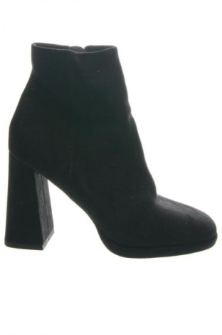 Botine de damă ASOS, Mărime 39, Culoare Negru, Preț 84,99 Lei
