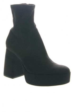 Botine de damă Bershka, Mărime 39, Culoare Negru, Preț 172,12 Lei