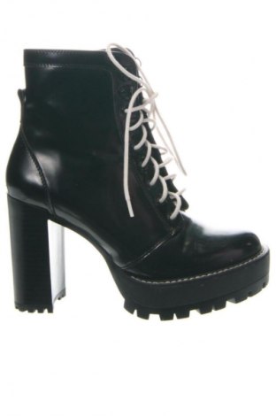 Damen Stiefeletten Bershka, Größe 37, Farbe Schwarz, Preis 28,99 €