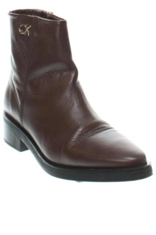 Botine de damă Calvin Klein, Mărime 40, Culoare Maro, Preț 413,16 Lei