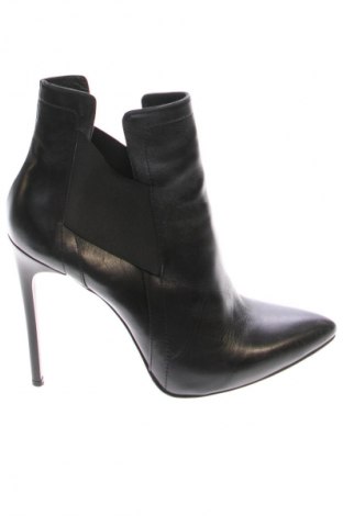 Botine de damă Carlo Fabiani, Mărime 39, Culoare Negru, Preț 368,42 Lei