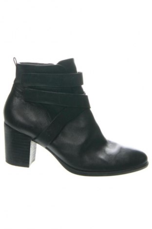 Dámské boty  ECCO, Velikost 38, Barva Černá, Cena  779,00 Kč