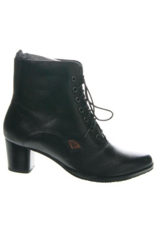 Дамски боти Everybody, Размер 38, Цвят Черен, Цена 199,99 лв.