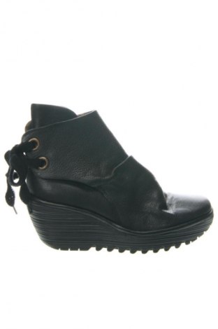 Dámské boty  Fly London, Velikost 38, Barva Černá, Cena  4 026,00 Kč