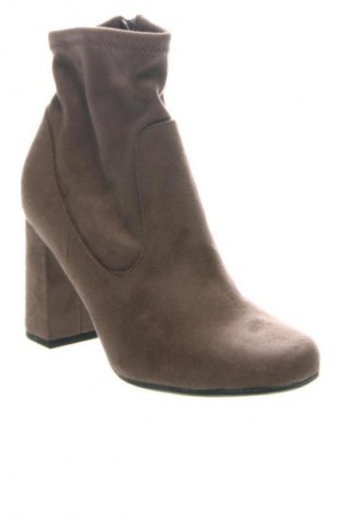 Dámské boty  Graceland, Velikost 38, Barva Hnědá, Cena  798,00 Kč