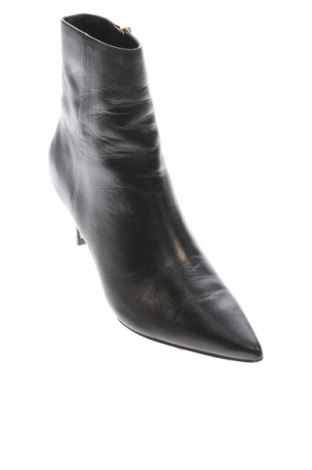Botine de damă Guess, Mărime 39, Culoare Negru, Preț 357,99 Lei