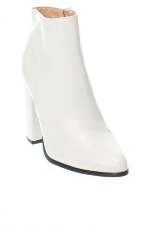 Botine de damă Ideal Shoes, Mărime 36, Culoare Alb, Preț 368,00 Lei
